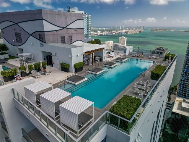 1010 Brickell Ave 1411, Miami, FL 33131