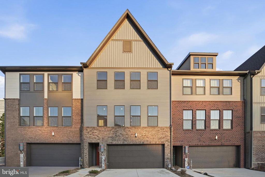 2106 FOXGLOVE LN, Laurel, MD 20724