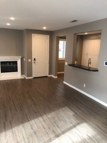 19342 Opal Lane, Saugus, CA 91350