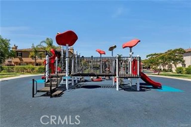19342 Opal Lane, Saugus, CA 91350