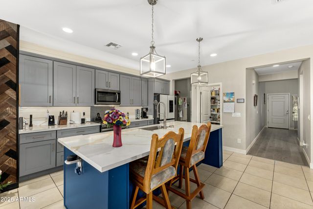 2029 N 213TH Drive, Buckeye, AZ 85396