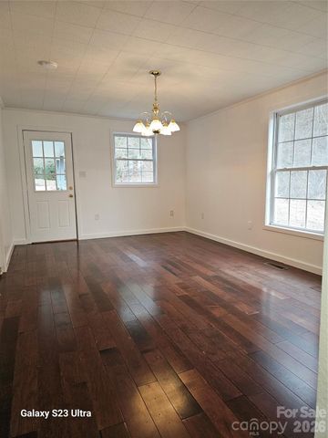656 Water Street, Bakersville, NC 28705