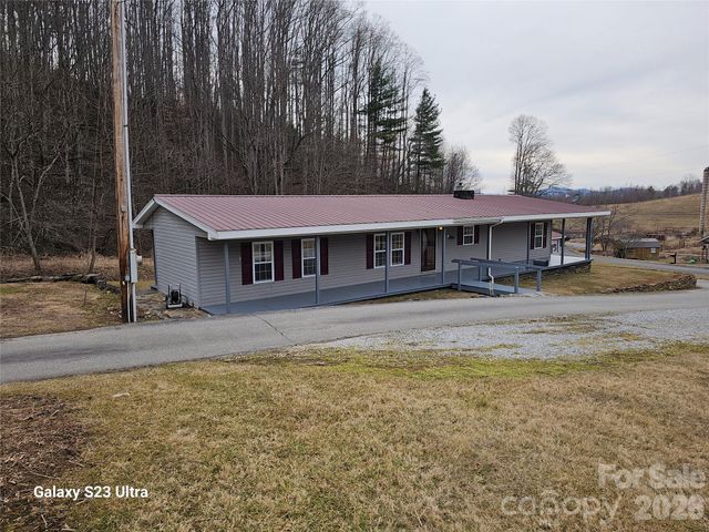 656 Water Street, Bakersville, NC 28705