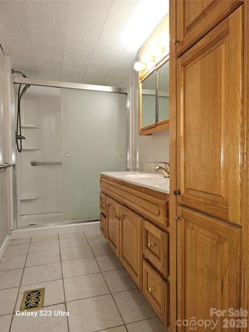 656 Water Street, Bakersville, NC 28705