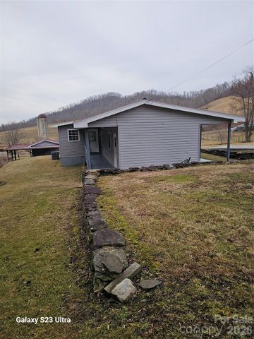 656 Water Street, Bakersville, NC 28705