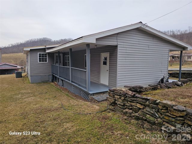 656 Water Street, Bakersville, NC 28705
