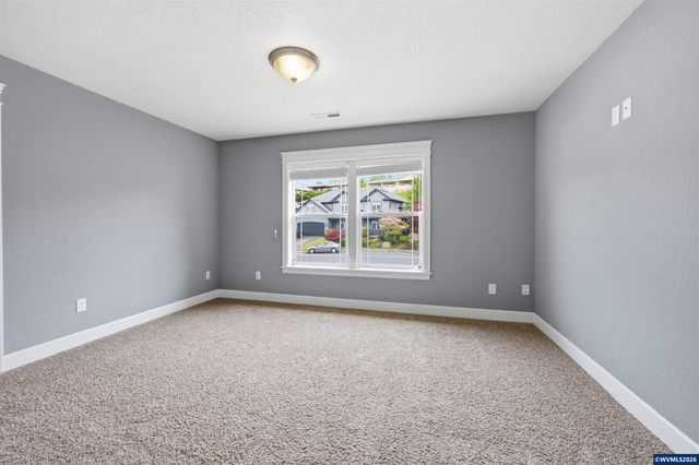 2021 Pikes Pass Ct SE, Salem, OR 97306