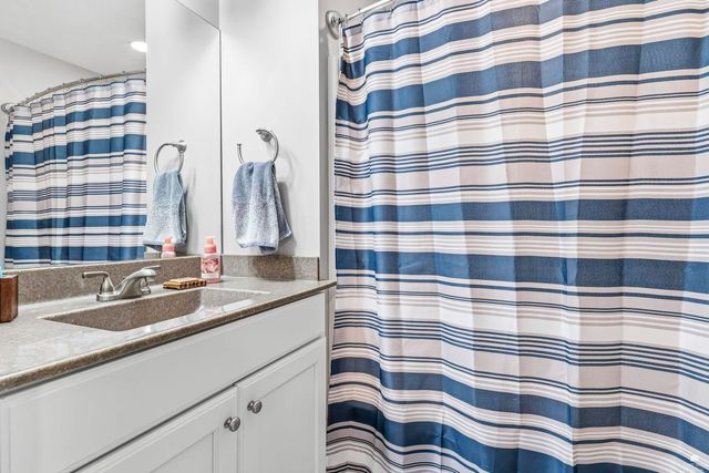 2411 Brook Lane, Manhattan, KS 66502