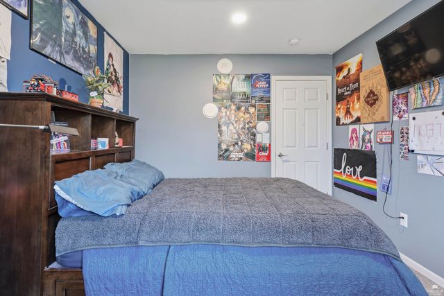 2411 Brook Lane, Manhattan, KS 66502