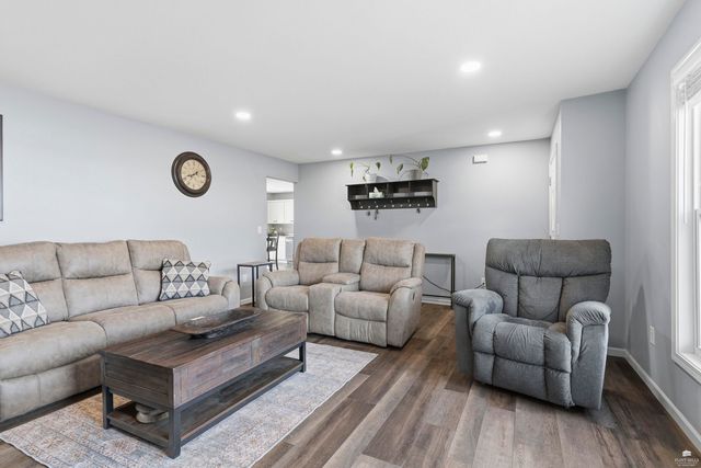 2411 Brook Lane, Manhattan, KS 66502