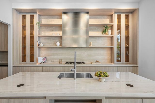 299 NE 7th Street, Boca Raton, FL 33432