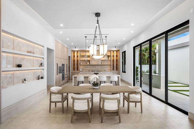 299 NE 7th Street, Boca Raton, FL 33432