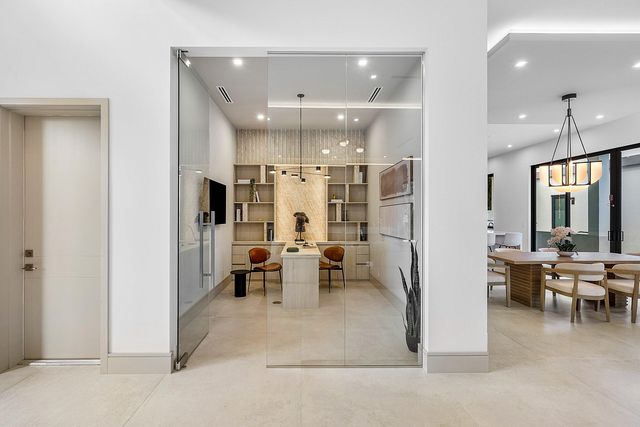 299 NE 7th Street, Boca Raton, FL 33432