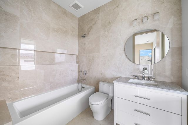 299 NE 7th Street, Boca Raton, FL 33432