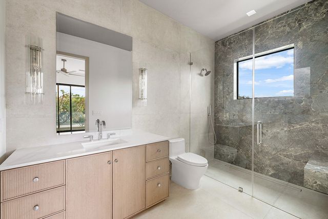 299 NE 7th Street, Boca Raton, FL 33432