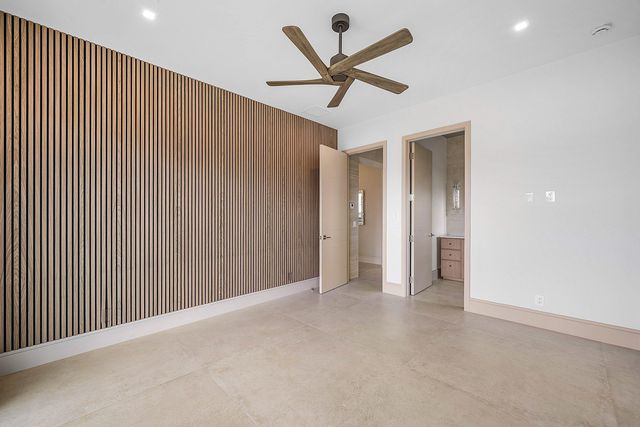 299 NE 7th Street, Boca Raton, FL 33432