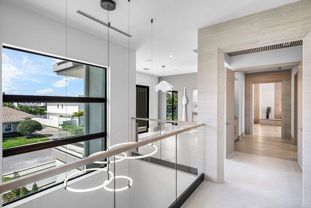 299 NE 7th Street, Boca Raton, FL 33432