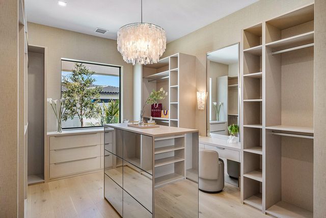 299 NE 7th Street, Boca Raton, FL 33432