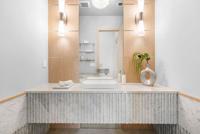 299 NE 7th Street, Boca Raton, FL 33432