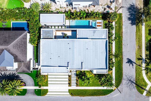 299 NE 7th Street, Boca Raton, FL 33432