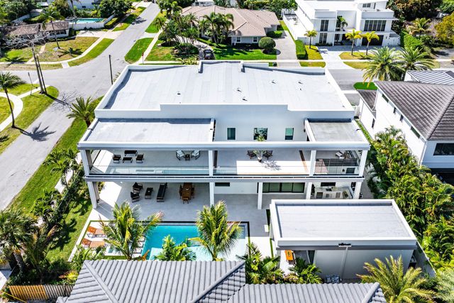 299 NE 7th Street, Boca Raton, FL 33432