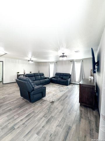 6702 GUNLOCK CRK, San Antonio, TX 78244