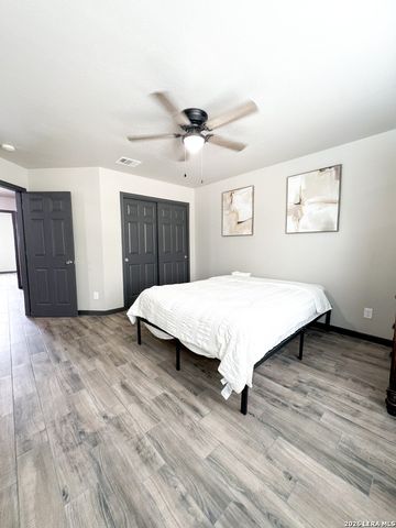 6702 GUNLOCK CRK, San Antonio, TX 78244