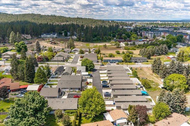 10329 E 5th Ln, Spokane Valley, WA 99206