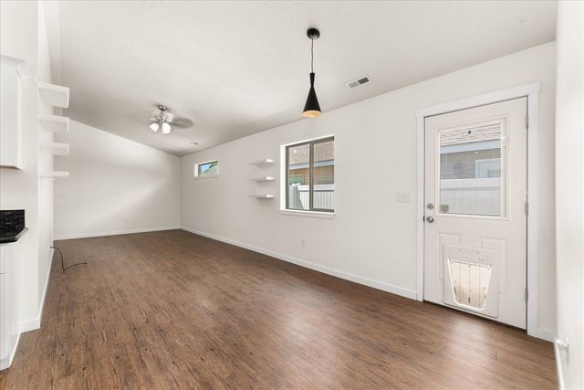 10329 E 5th Ln, Spokane Valley, WA 99206