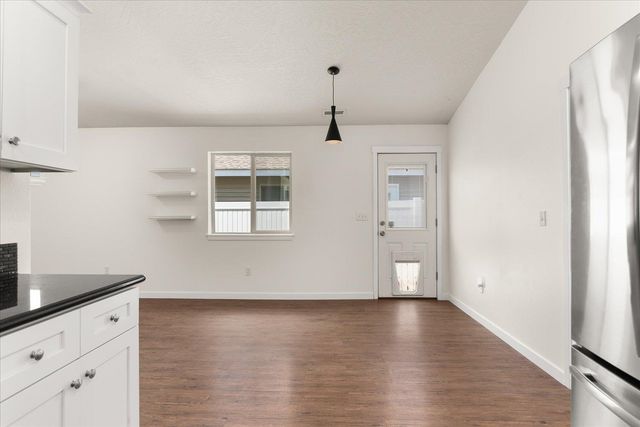 10329 E 5th Ln, Spokane Valley, WA 99206