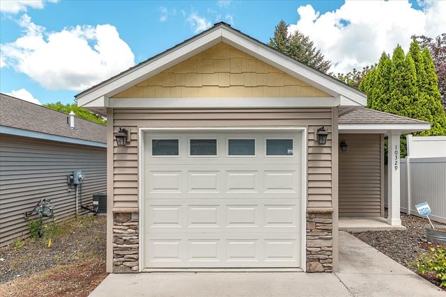10329 E 5th Ln, Spokane Valley, WA 99206