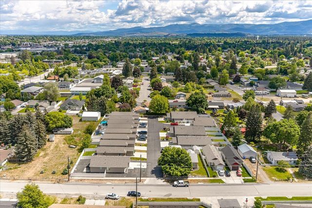 10329 E 5th Ln, Spokane Valley, WA 99206