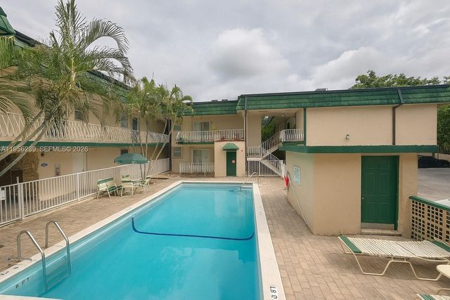 13101 Memorial Hwy 215, North Miami, FL 33161