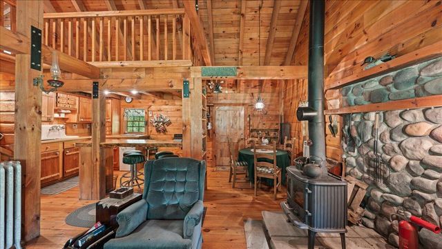 E14329 Jug Creek ROAD, La Farge, WI 54639