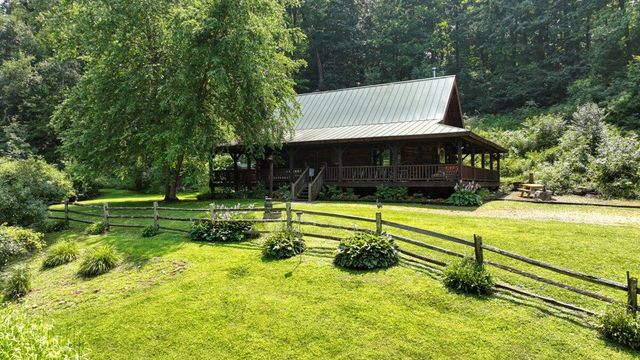 E14329 Jug Creek ROAD, La Farge, WI 54639