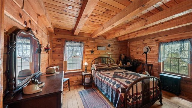 E14329 Jug Creek ROAD, La Farge, WI 54639