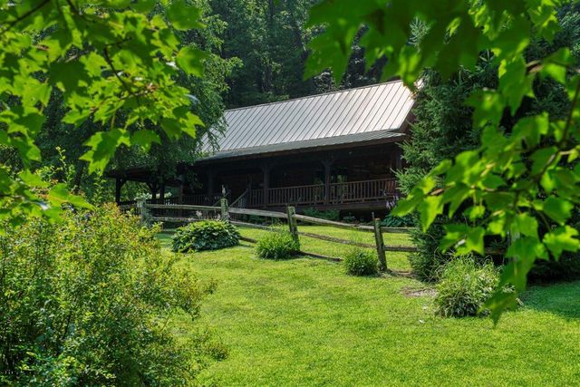 E14329 Jug Creek ROAD, La Farge, WI 54639