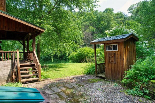 E14329 Jug Creek ROAD, La Farge, WI 54639