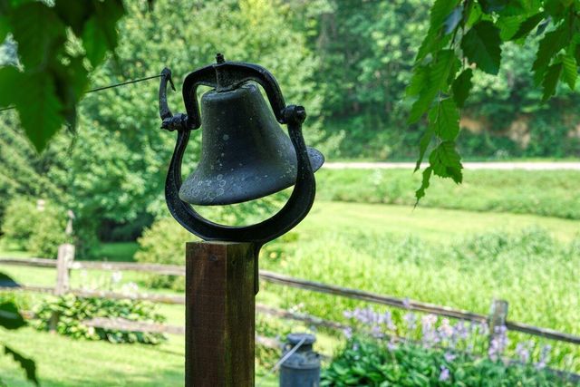 E14329 Jug Creek ROAD, La Farge, WI 54639