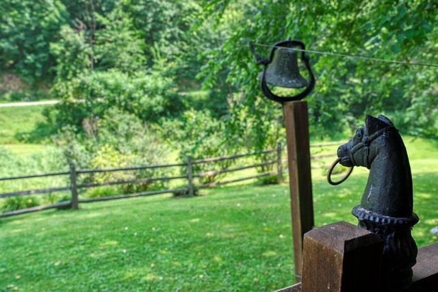 E14329 Jug Creek ROAD, La Farge, WI 54639