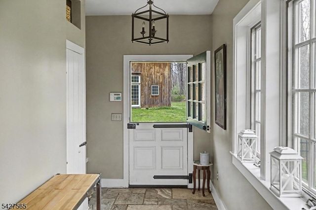 91 Red Mill Rd, Lebanon Twp., NJ 08826