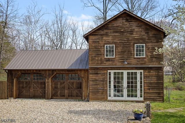 91 Red Mill Rd, Lebanon Twp., NJ 08826