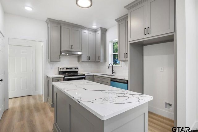 6600 Lionheart Dr., Tyler, TX 75708