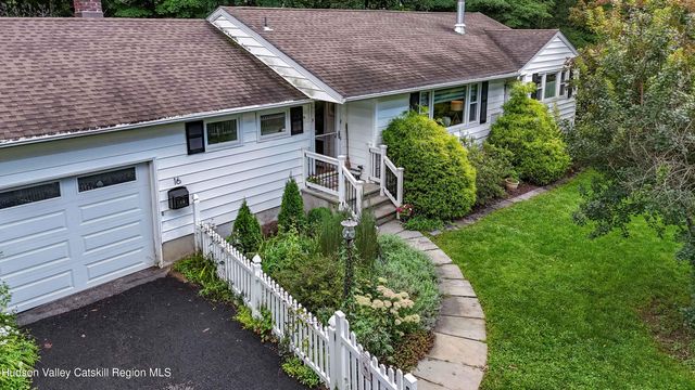 16 Washburn Terrace, Saugerties, NY 12477
