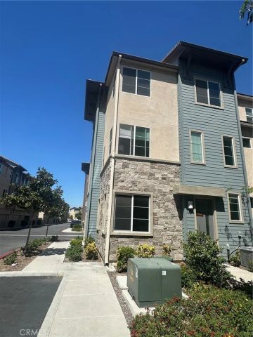 763 Savi, Corona, CA 92878