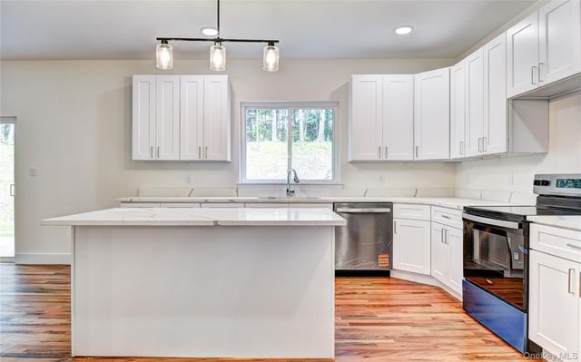 16 Black Gum Court, Newburgh, NY 12550