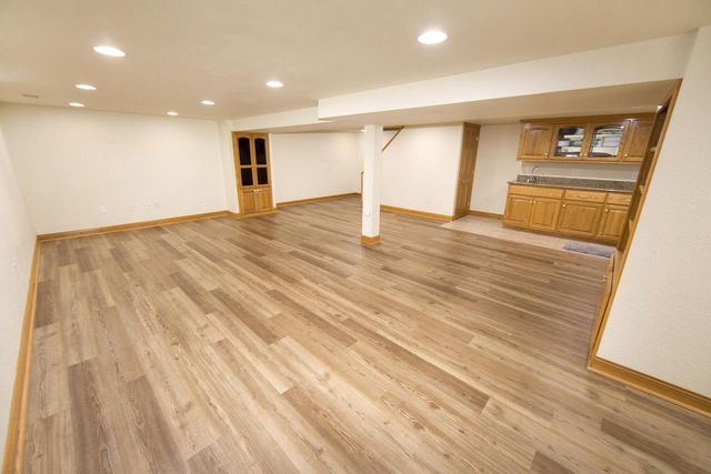 8825 W Morgan AVENUE, Milwaukee, WI 53228