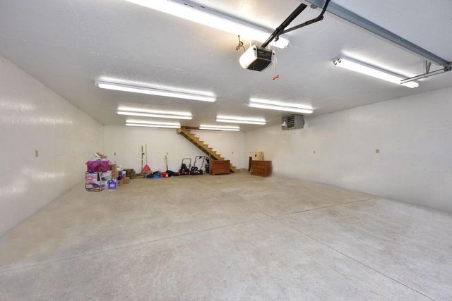 8825 W Morgan AVENUE, Milwaukee, WI 53228