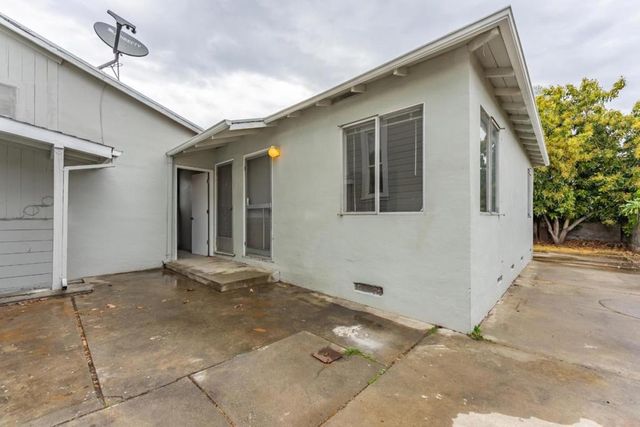 1030 Locust Street, San Jose, CA 95110