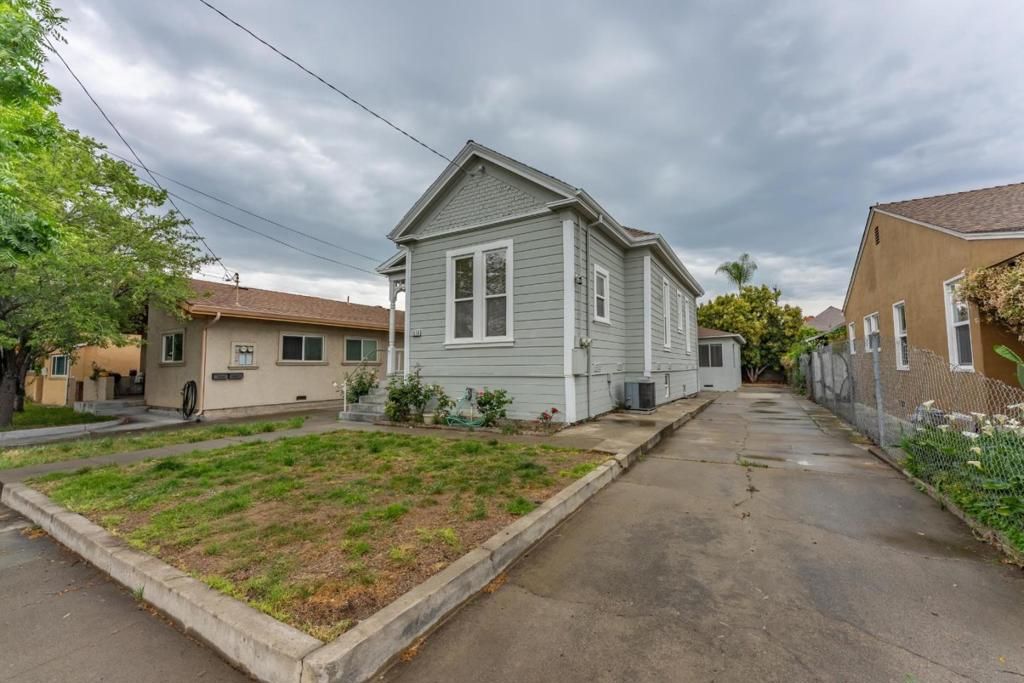 1030 Locust Street, San Jose, CA 95110